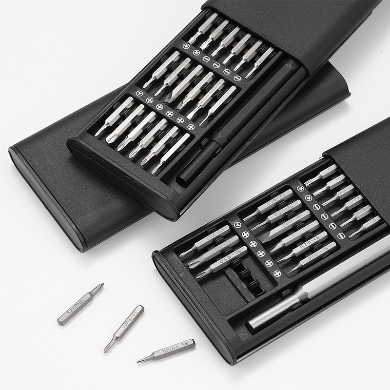 Set di cacciaviti magnetici 24 - Diy Electronics Shop recensione e prezzo